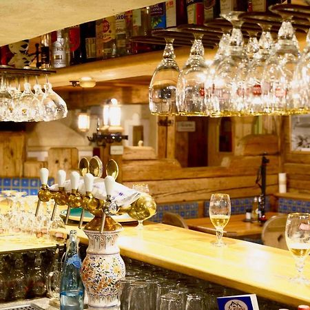 Hotel 3 Etoiles -Restaurant Le Pilatus كورشوفيل المظهر الخارجي الصورة