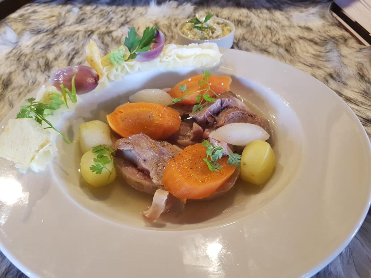 Hotel 3 Etoiles -Restaurant Le Pilatus كورشوفيل المظهر الخارجي الصورة